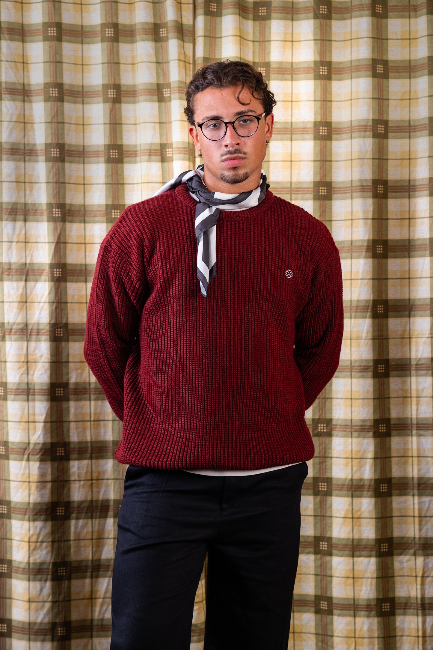 Retro scarf